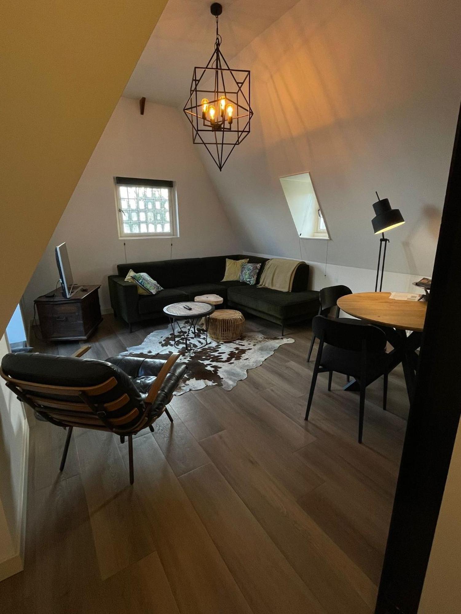 In De Witte Dame Hotel Bar Kitchen Apartments Grubbenvorst Exterior photo